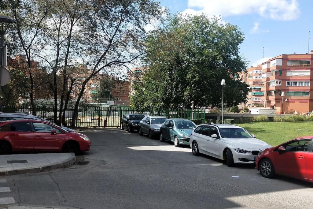 Palomar Mostoles Superhost Con Garaje 5 Pax Kültér fotó